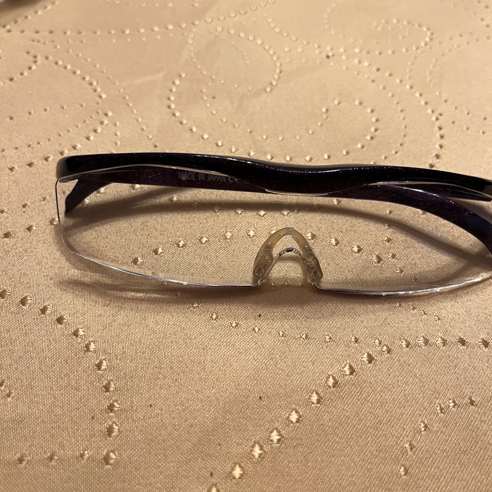 Stylish Black and Silver Women's Glasses